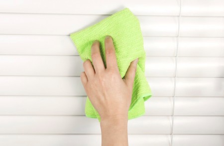 cleaning-blinds-450x293